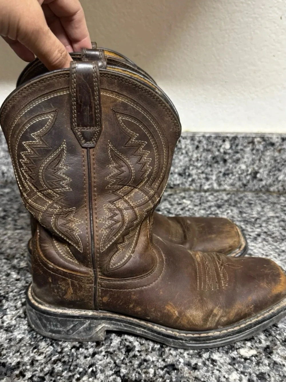 Ariat Brown work hog XT size 4 Kids Leather Cowboy Boots